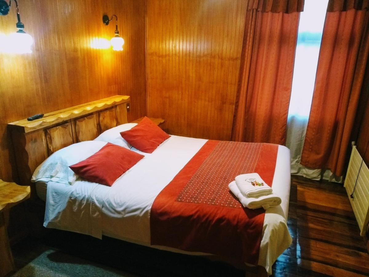 Hostal Buenaventura Valdivia Bagian luar foto