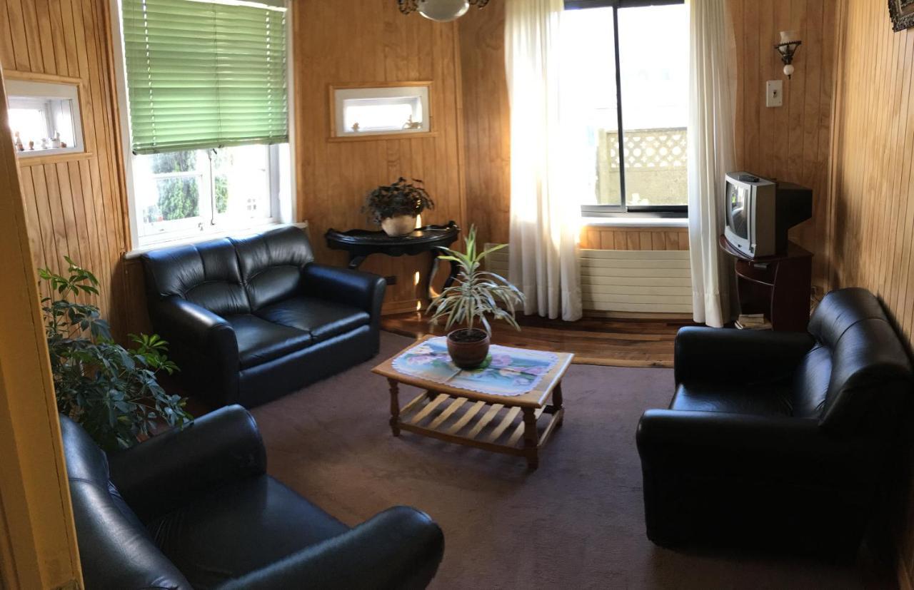Hostal Buenaventura Valdivia Bagian luar foto